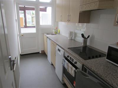 Picture 4